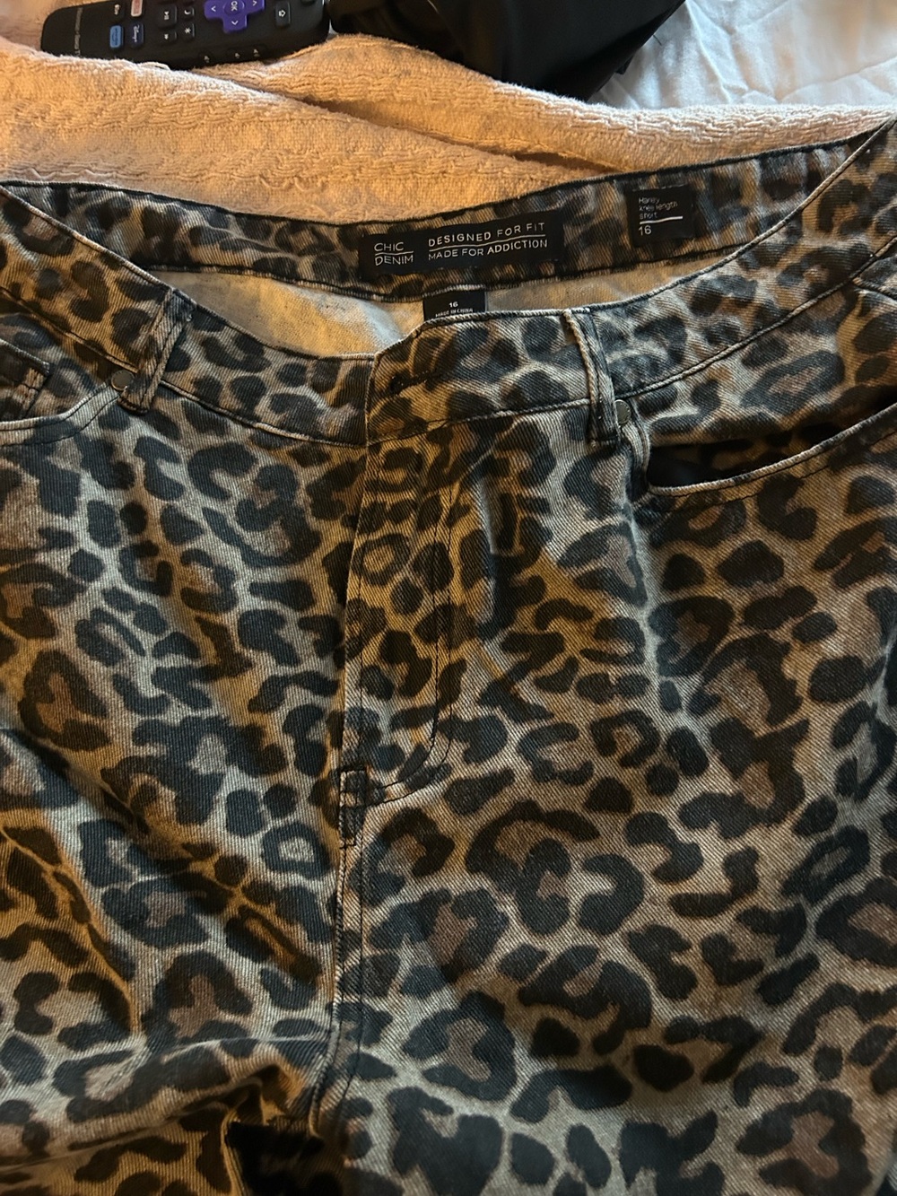 Leopard Print - Bermuda shorts Brown Size 16
